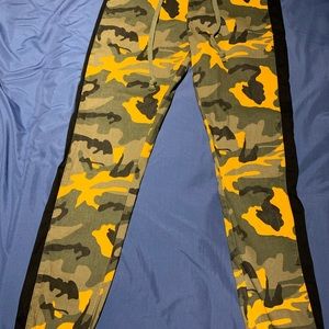 Camo Pants Bootlegger
